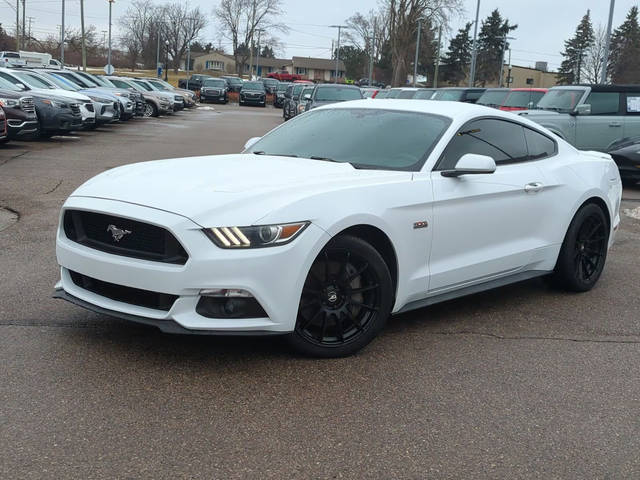 2016 Ford Mustang GT RWD photo