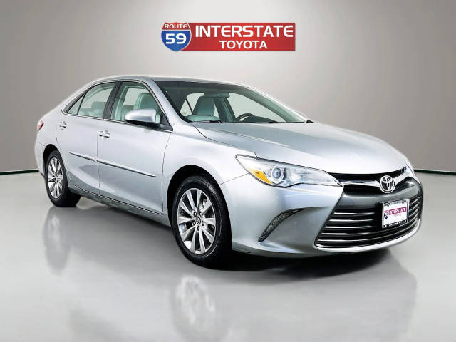 2017 Toyota Camry XLE FWD photo
