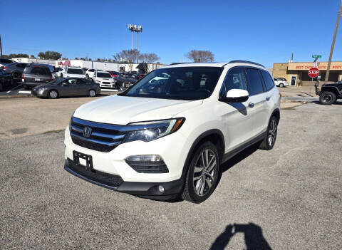 2017 Honda Pilot Elite AWD photo