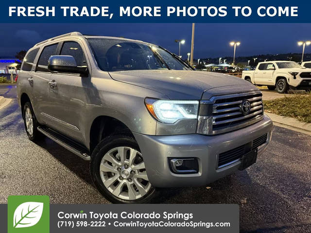 2018 Toyota Sequoia Platinum 4WD photo