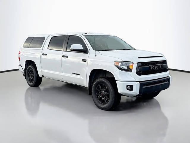 2017 Toyota Tundra SR5 4WD photo