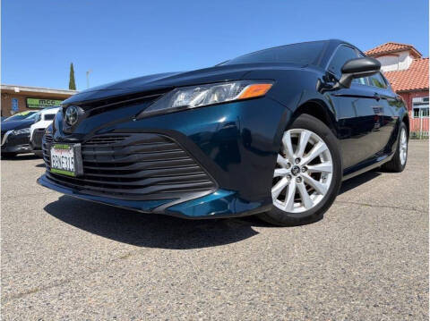 2018 Toyota Camry LE FWD photo