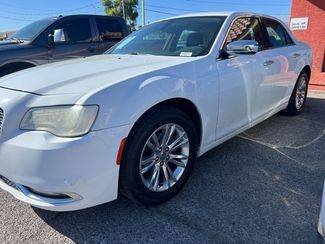 2016 Chrysler 300 300C RWD photo