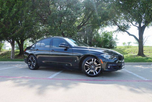 2018 BMW 3 Series 330e iPerformance RWD photo