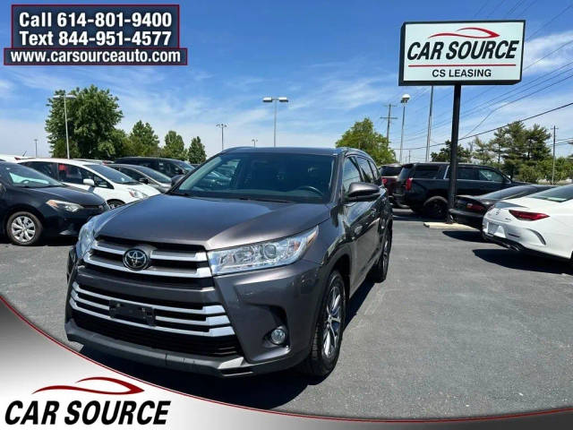 2017 Toyota Highlander XLE AWD photo