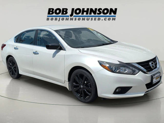2017 Nissan Altima 2.5 SR FWD photo
