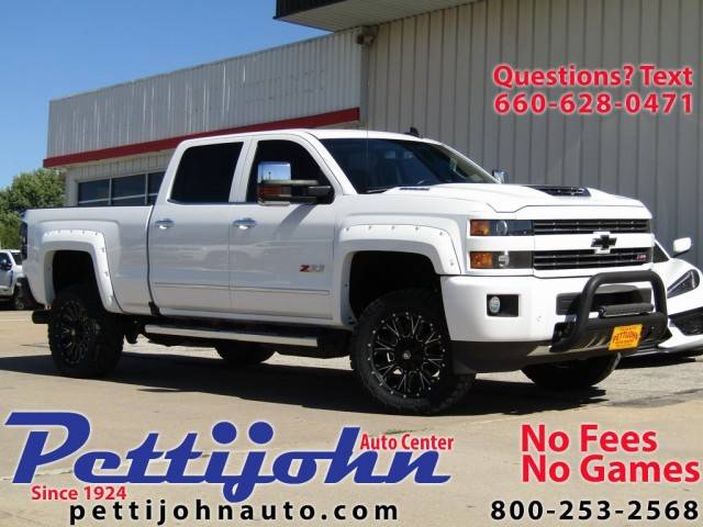 2018 Chevrolet Silverado 2500HD LTZ 4WD photo