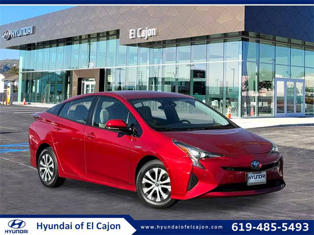 2017 Toyota Prius Two FWD photo