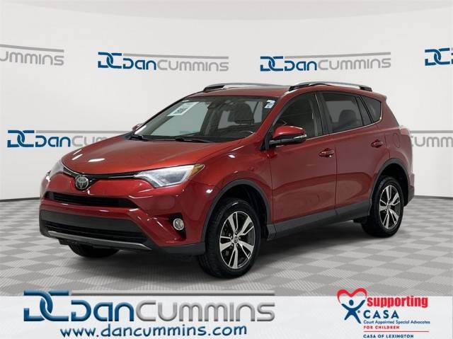 2017 Toyota RAV4 XLE FWD photo