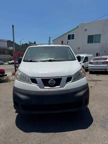 2017 Nissan NV200 S FWD photo