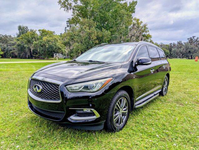 2017 Infiniti QX60 FWD photo