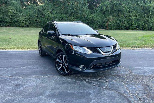 2017 Nissan Rogue Sport SL AWD photo