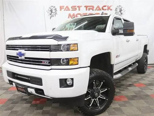 2018 Chevrolet Silverado 2500HD LT 4WD photo