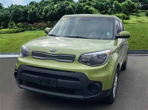 2018 Kia Soul Base FWD photo