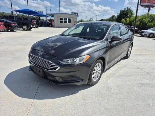 2018 Ford Fusion S FWD photo