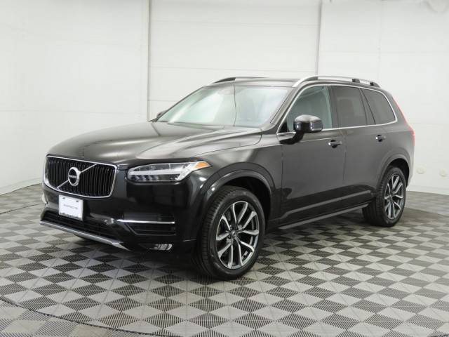 2018 Volvo XC90 Momentum FWD photo