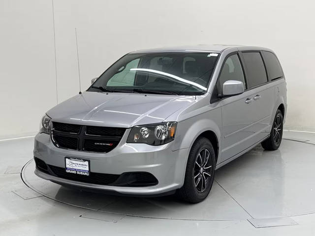 2017 Dodge Grand Caravan SE Plus FWD photo