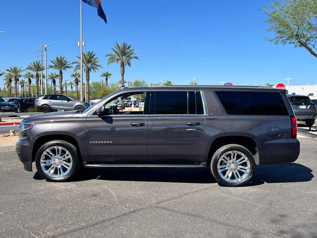 2017 Chevrolet Suburban LT RWD photo