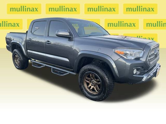 2016 Toyota Tacoma SR5 4WD photo