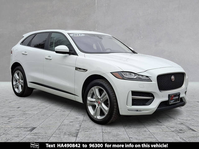 2017 Jaguar F-Pace 35t R-Sport AWD photo