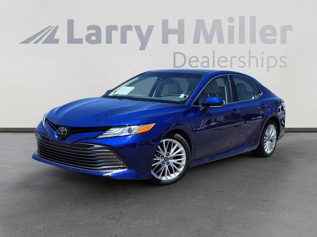 2018 Toyota Camry XLE V6 FWD photo