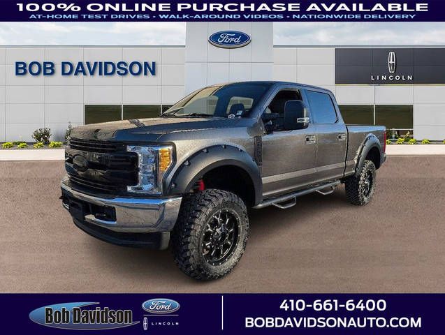 2017 Ford F-250 Super Duty XLT 4WD photo