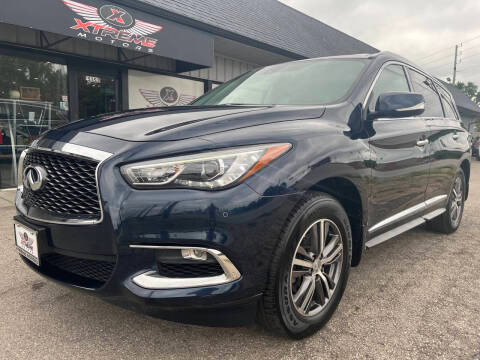 2017 Infiniti QX60  AWD photo