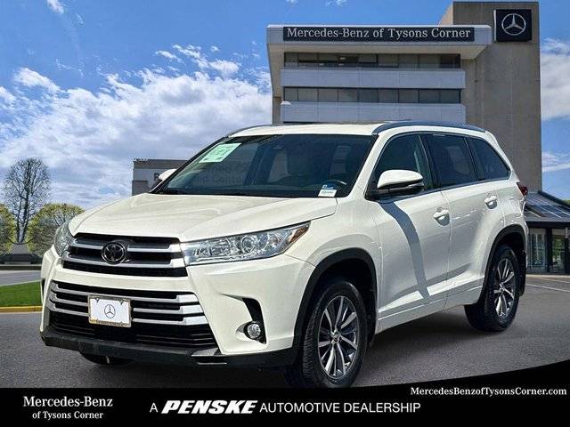 2017 Toyota Highlander XLE AWD photo