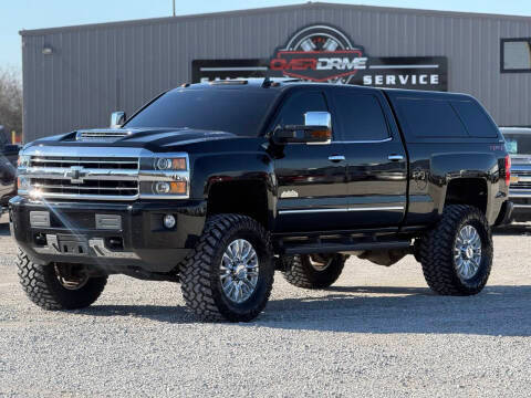 2018 Chevrolet Silverado 2500HD High Country 4WD photo
