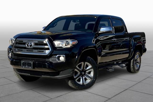 2017 Toyota Tacoma Limited 4WD photo