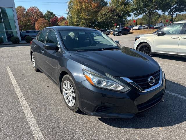 2017 Nissan Altima 2.5 S FWD photo