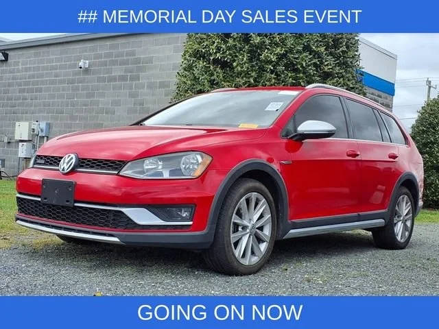2017 Volkswagen Golf Alltrack S AWD photo