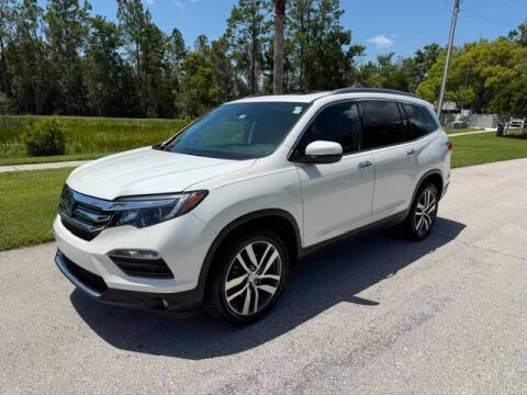 2017 Honda Pilot Elite AWD photo