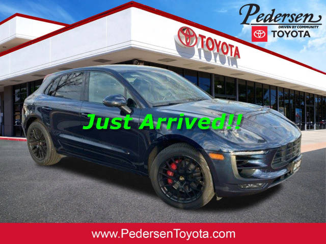 2018 Porsche Macan GTS AWD photo