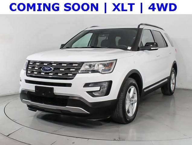 2017 Ford Explorer XLT 4WD photo