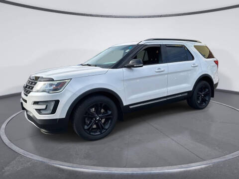 2016 Ford Explorer XLT 4WD photo