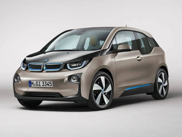 2017 BMW i3  RWD photo