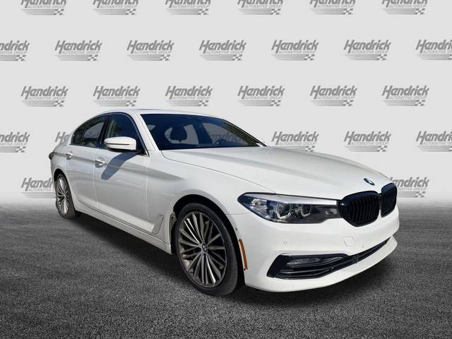 2018 BMW 5 Series 530i RWD photo