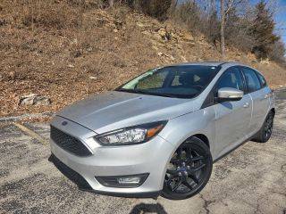 2016 Ford Focus SE FWD photo