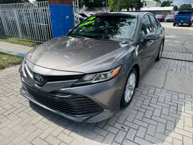 2018 Toyota Camry LE FWD photo