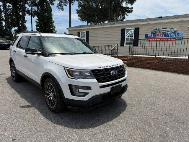 2017 Ford Explorer Sport 4WD photo