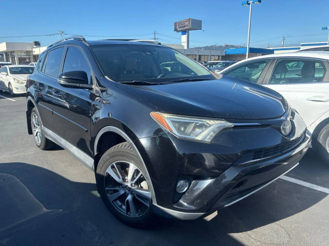 2017 Toyota RAV4 XLE FWD photo