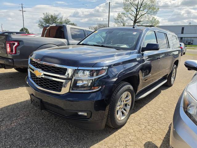 2018 Chevrolet Suburban LT 4WD photo