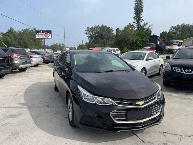 2018 Chevrolet Cruze LS FWD photo