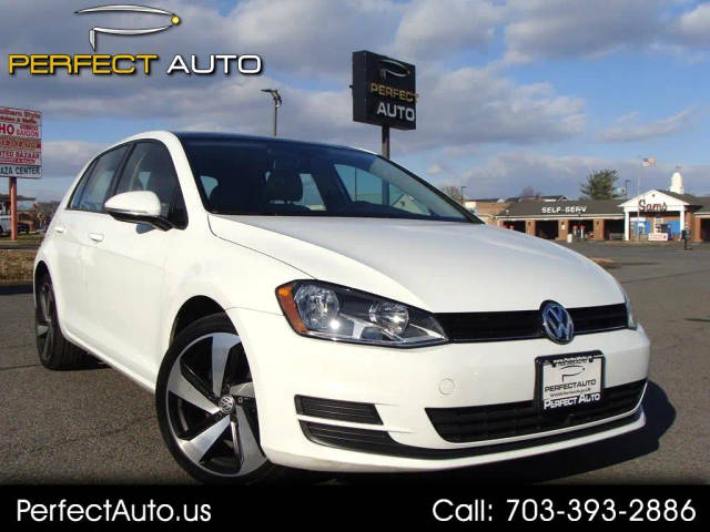 2017 Volkswagen Golf Wolfsburg Edition FWD photo
