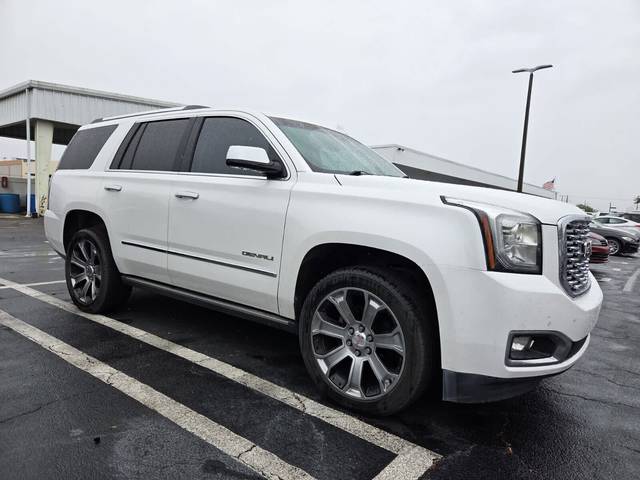 2018 GMC Yukon Denali RWD photo