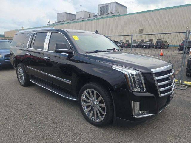 2018 Cadillac Escalade ESV Luxury 4WD photo