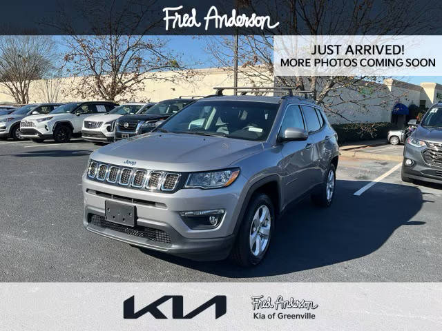 2018 Jeep Compass Latitude 4WD photo