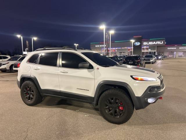 2018 Jeep Cherokee Trailhawk 4WD photo