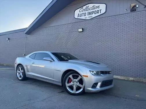 2015 Chevrolet Camaro SS RWD photo